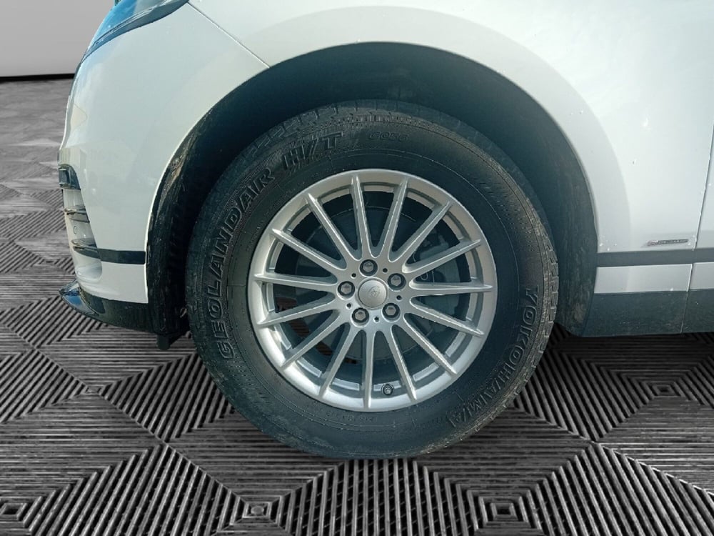 Land Rover Range Rover Velar usata a Pordenone (9)