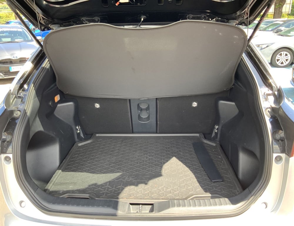 Toyota Yaris Cross usata a Arezzo (12)
