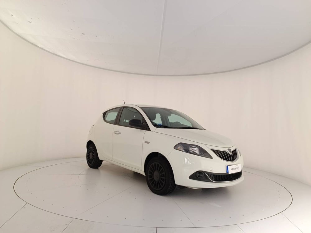 Lancia Ypsilon usata a Treviso (3)