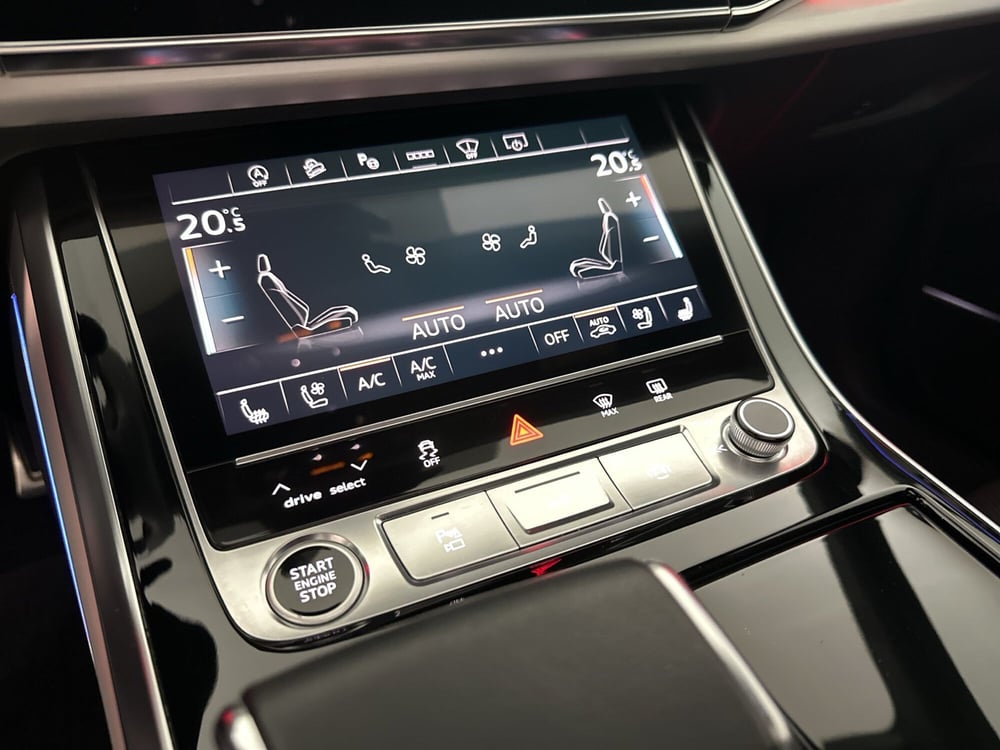 Audi Q8 usata a Napoli (15)