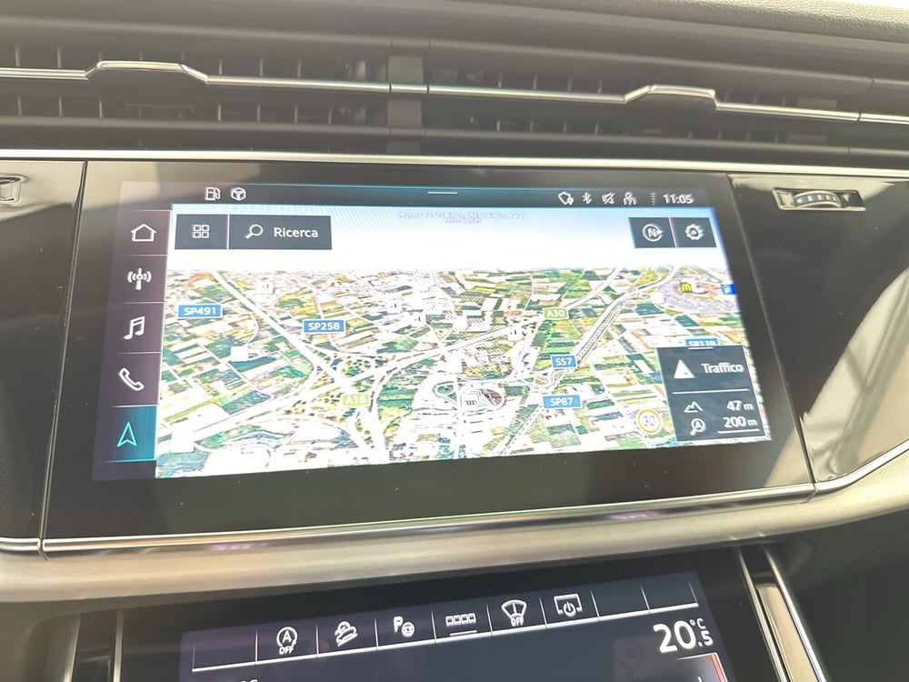 Audi Q8 usata a Napoli (18)