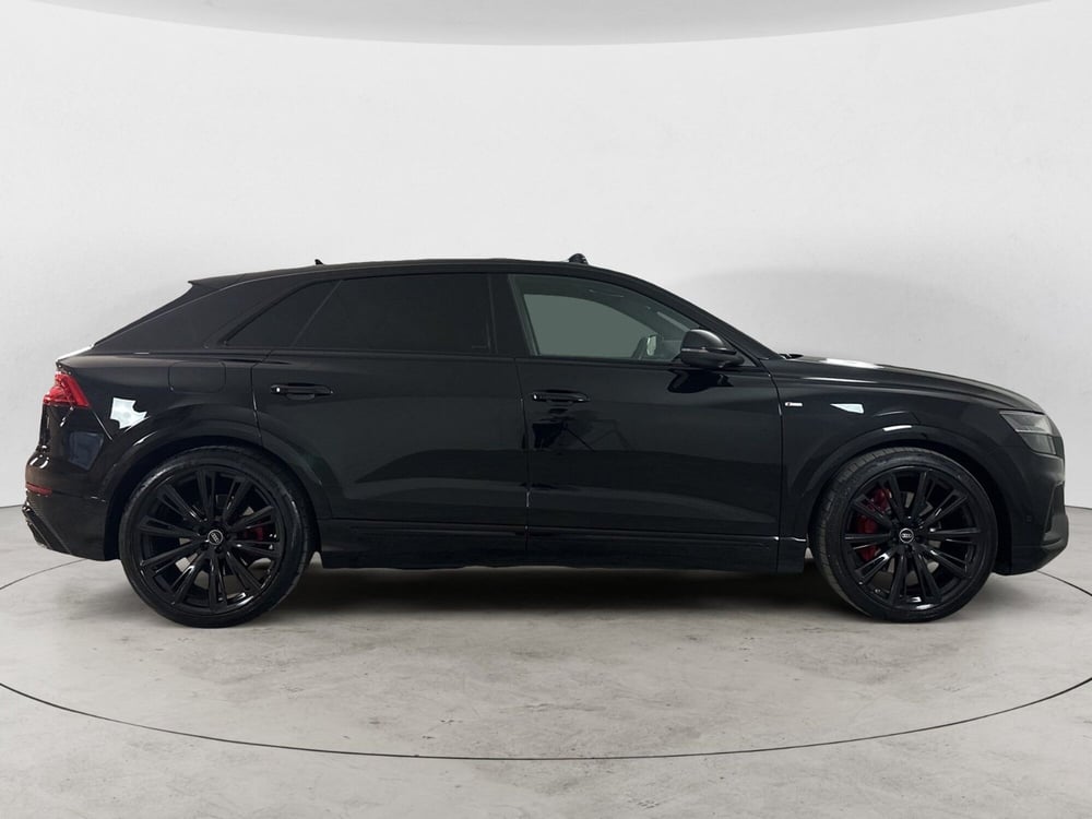 Audi Q8 usata a Napoli (5)