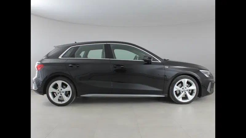 Audi A3 Sportback usata a Palermo (8)