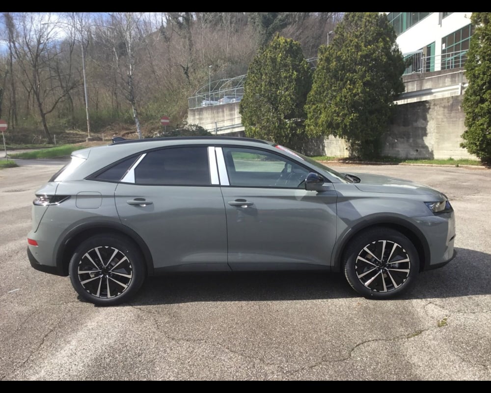Ds DS 7 nuova a Varese (4)