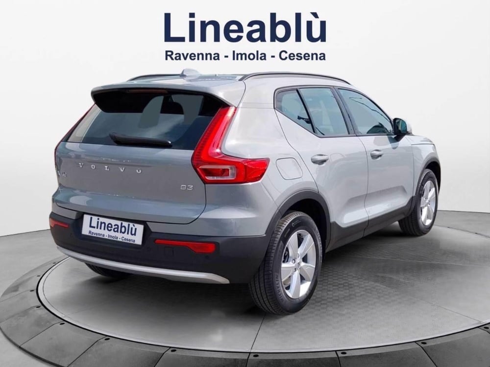Volvo XC40 nuova a Bologna (5)
