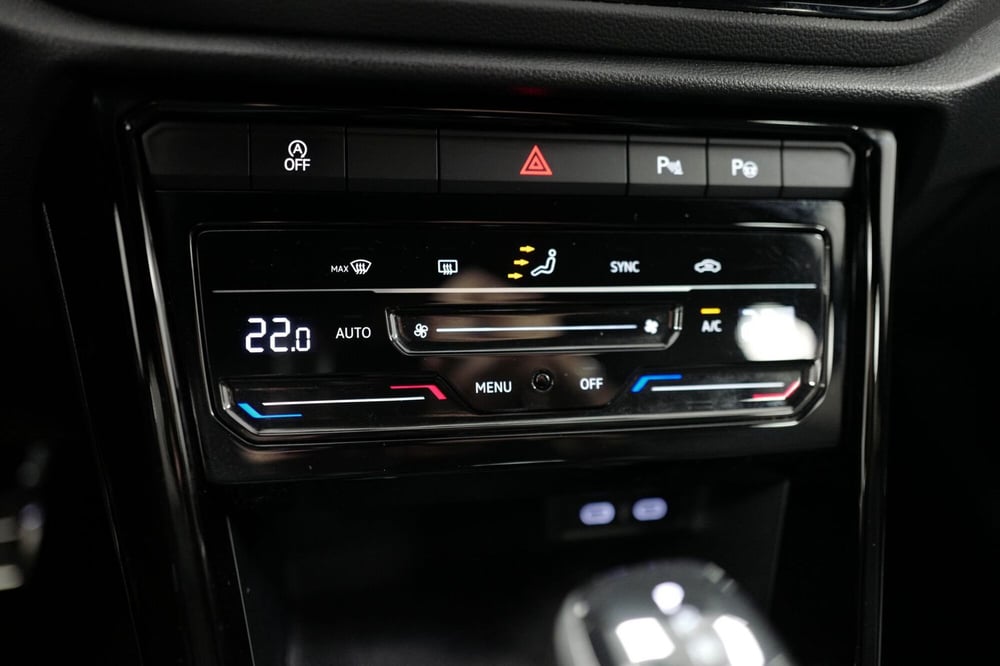 Volkswagen T-Roc usata a Varese (17)
