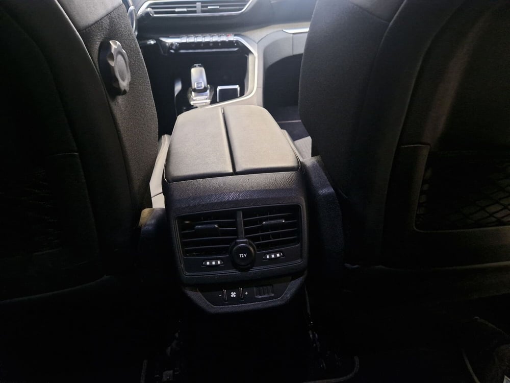 Peugeot 5008 usata a Varese (10)
