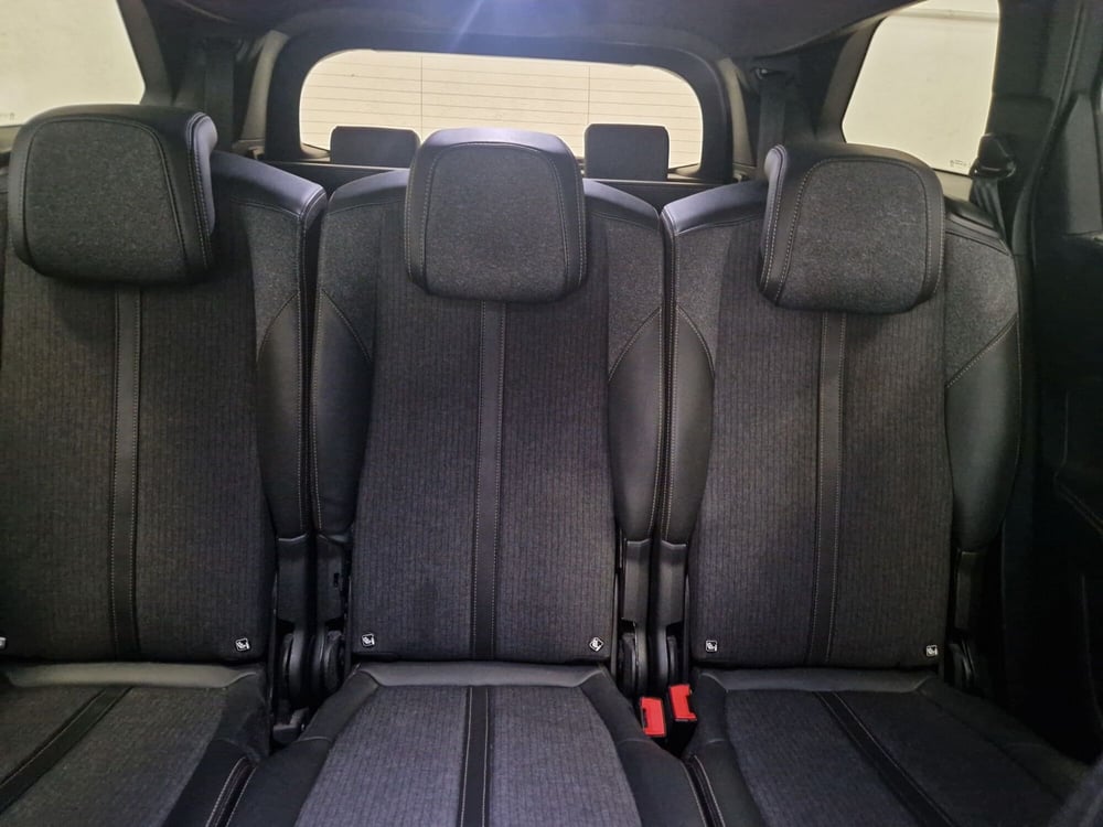 Peugeot 5008 usata a Varese (11)