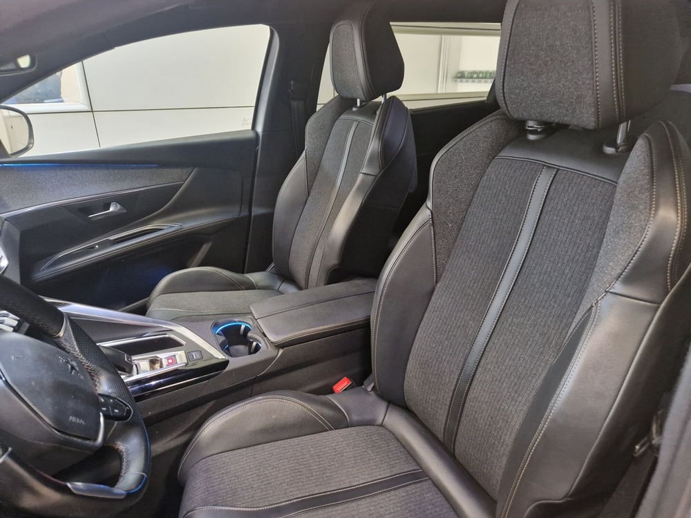 Peugeot 5008 usata a Varese (12)