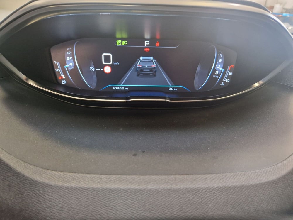 Peugeot 5008 usata a Varese (16)