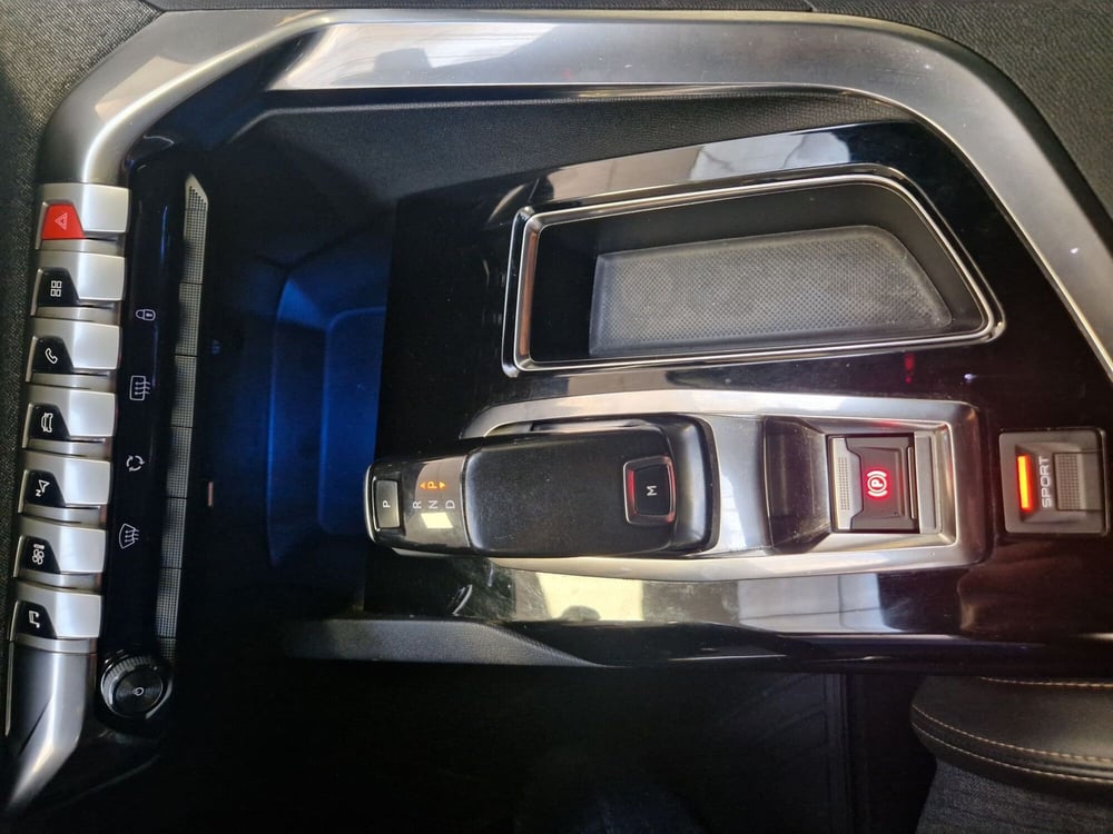 Peugeot 5008 usata a Varese (20)