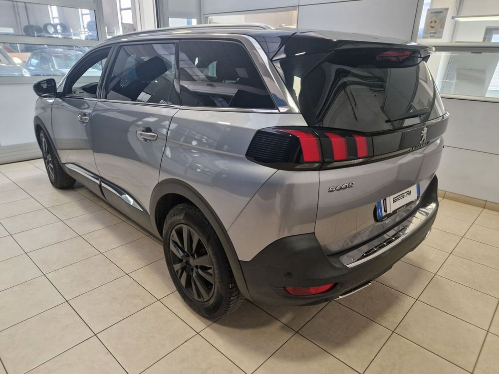 Peugeot 5008 usata a Varese (4)