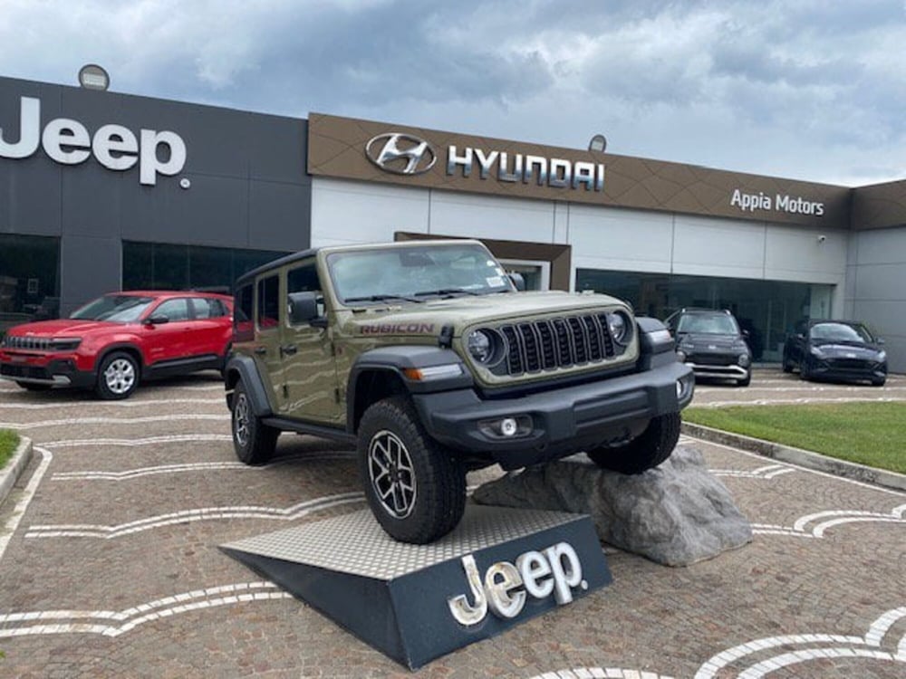 Jeep Wrangler Unlimited nuova a Benevento (3)