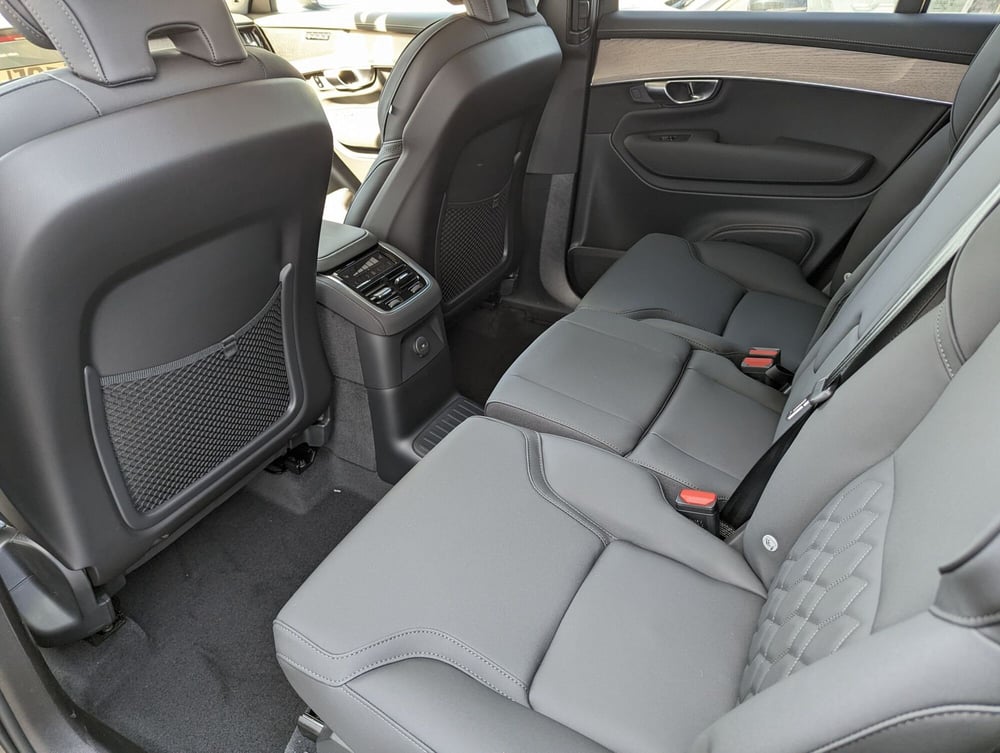 Volvo XC90 nuova a Pescara (10)