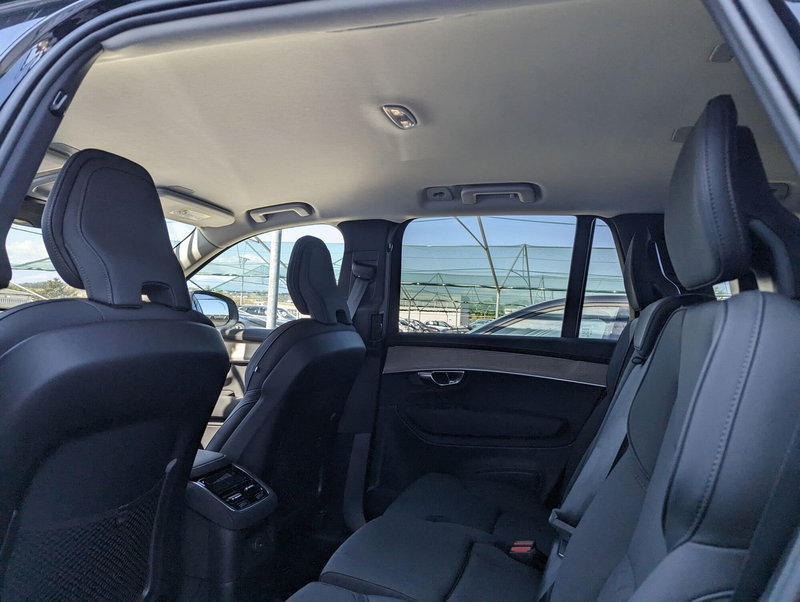 Volvo XC90 nuova a Pescara (12)