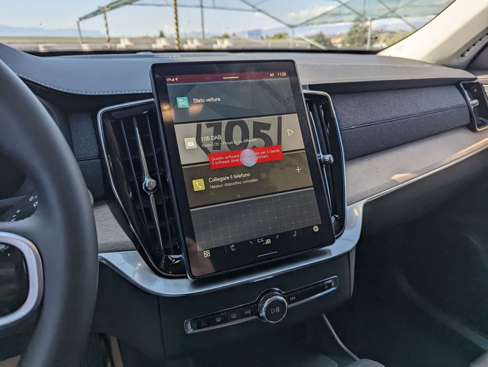 Volvo XC90 nuova a Pescara (9)