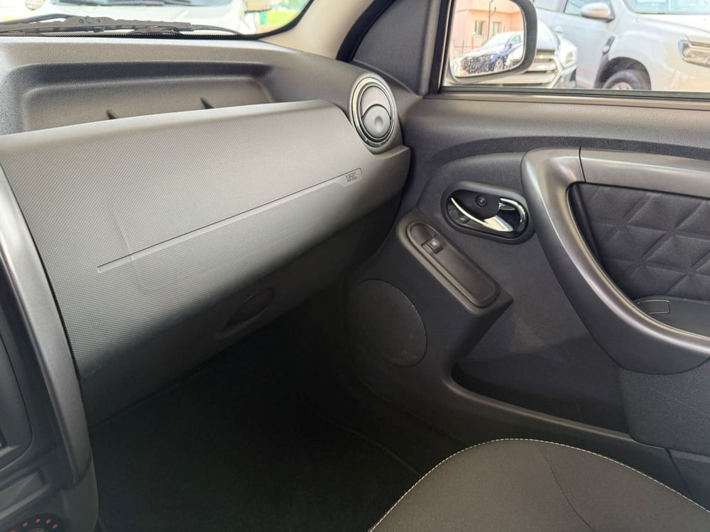 Dacia Duster usata a Brescia (13)