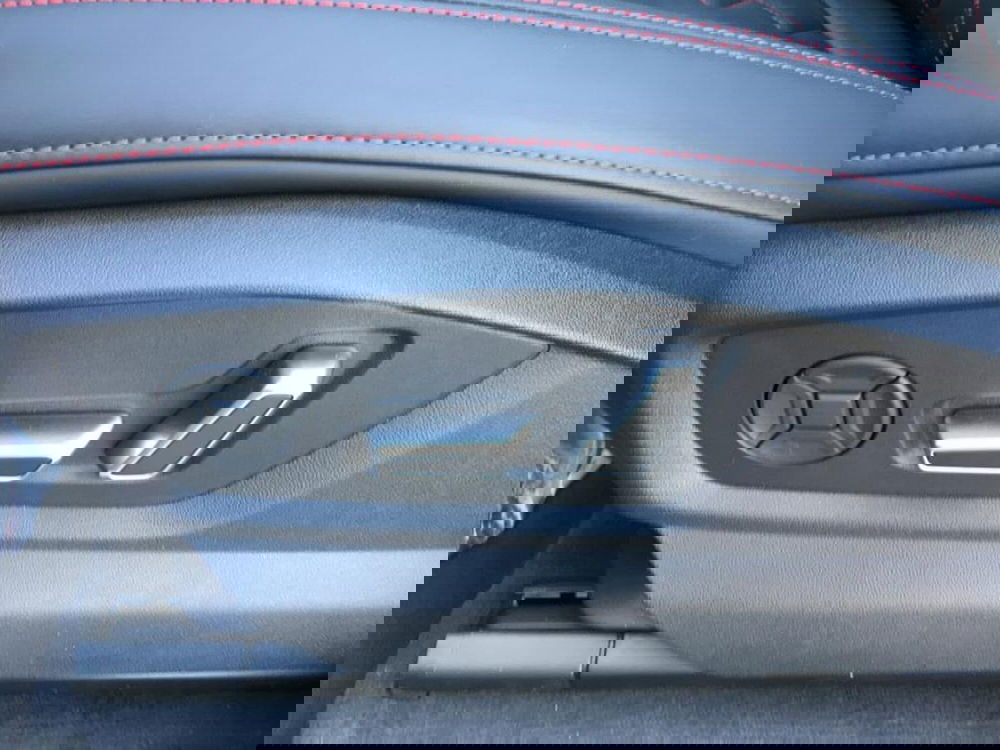 Audi Q8 Sportback nuova a Cuneo (13)