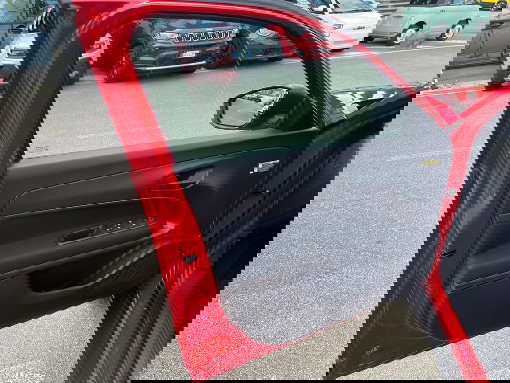 Fiat 600 nuova a Lucca (10)