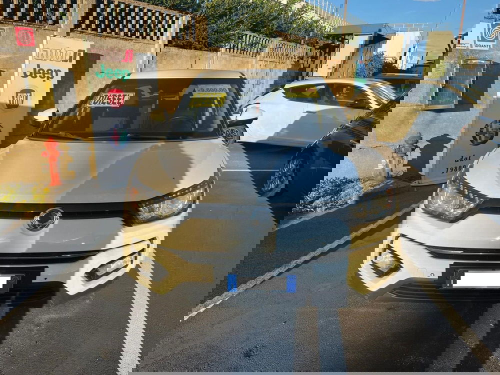 Ssangyong Tivoli usata a Lucca (2)