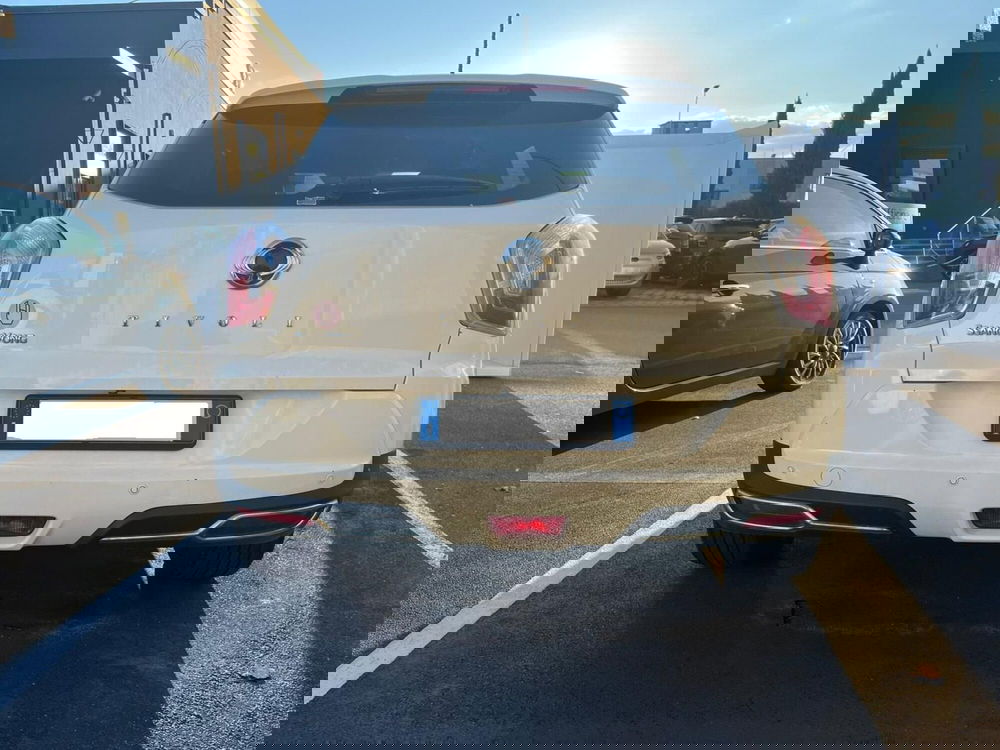 Ssangyong Tivoli usata a Lucca (6)