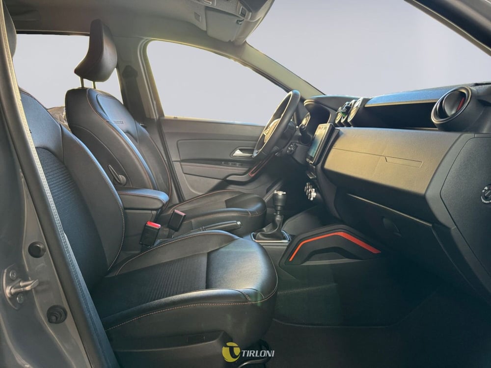 Dacia Duster usata a Milano (11)