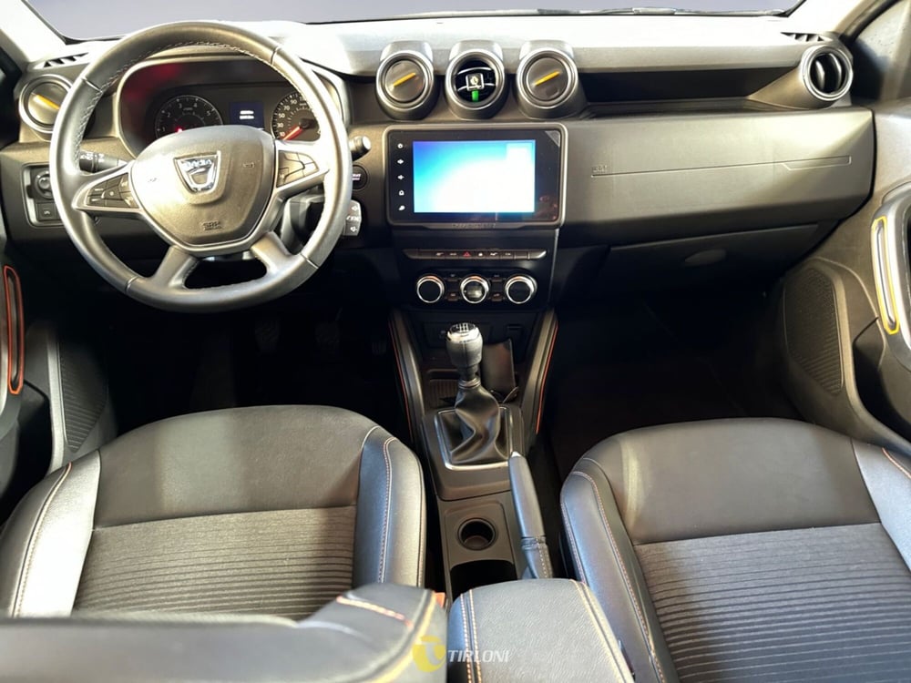 Dacia Duster usata a Milano (13)