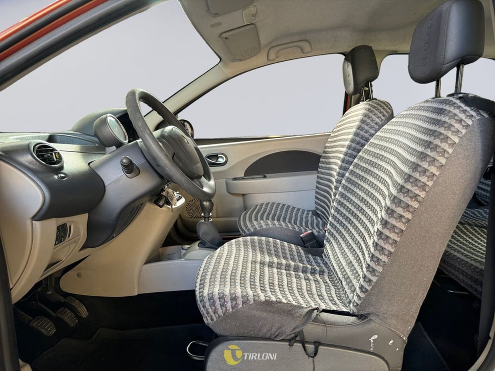 Renault Twingo usata a Milano (10)