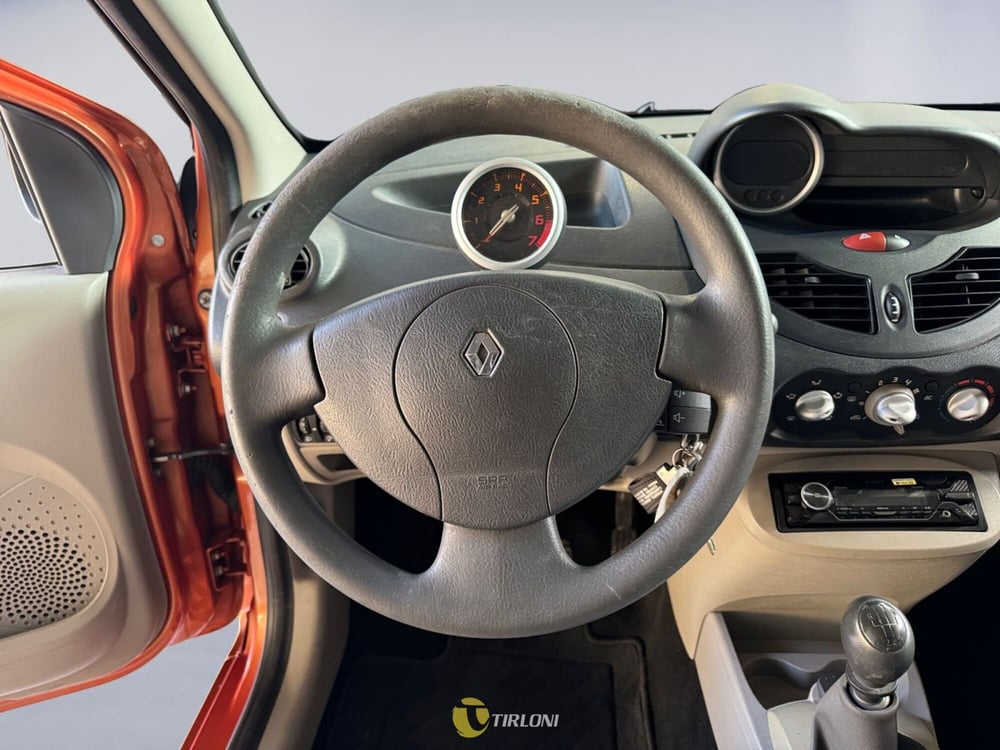 Renault Twingo usata a Milano (14)