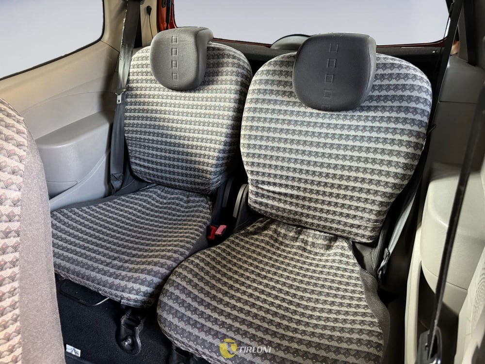 Renault Twingo usata a Milano (15)