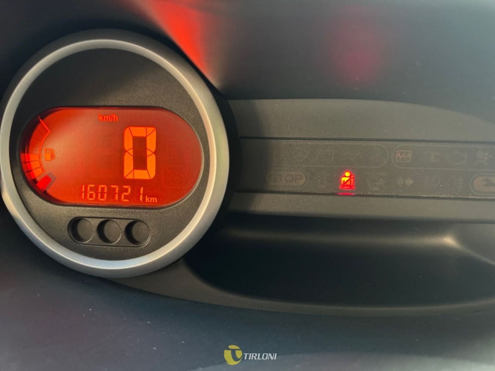 Renault Twingo usata a Milano (5)