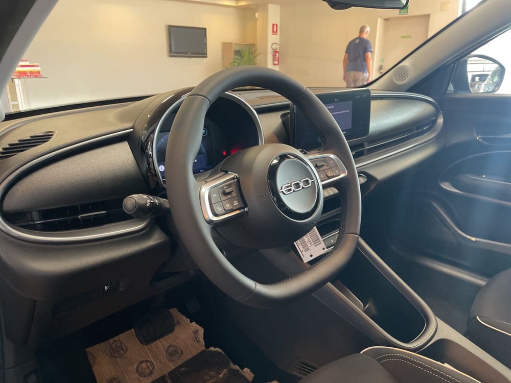 Fiat 600 nuova a Brescia (6)