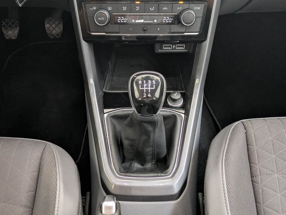 Volkswagen T-Cross usata a Agrigento (11)