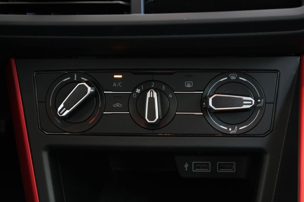 Volkswagen Polo usata a Agrigento (11)