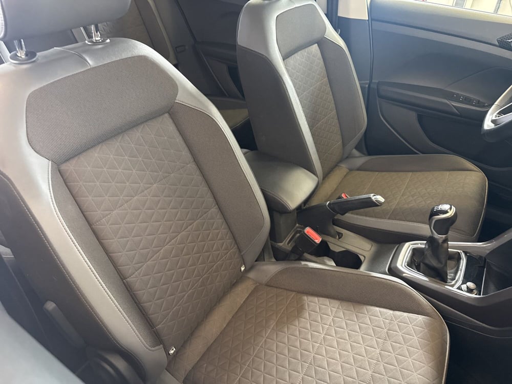 Volkswagen T-Cross usata a Terni (11)