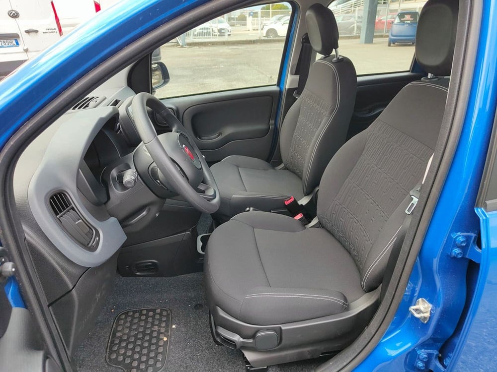 Fiat Panda Cross nuova a Torino (17)