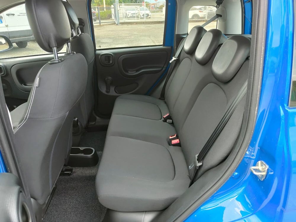 Fiat Panda Cross nuova a Torino (18)