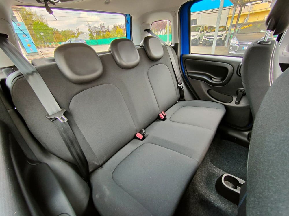 Fiat Panda Cross nuova a Torino (19)