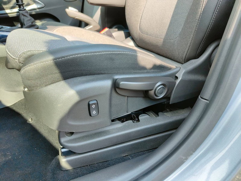 Opel Crossland usata a Torino (14)