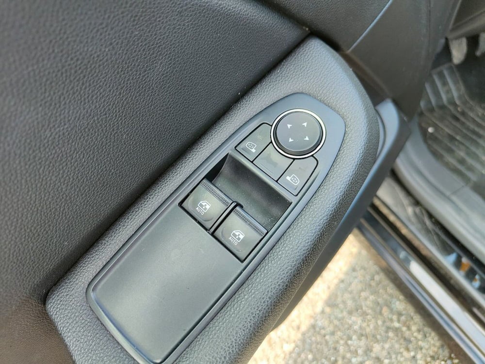 Renault Clio usata a Torino (12)