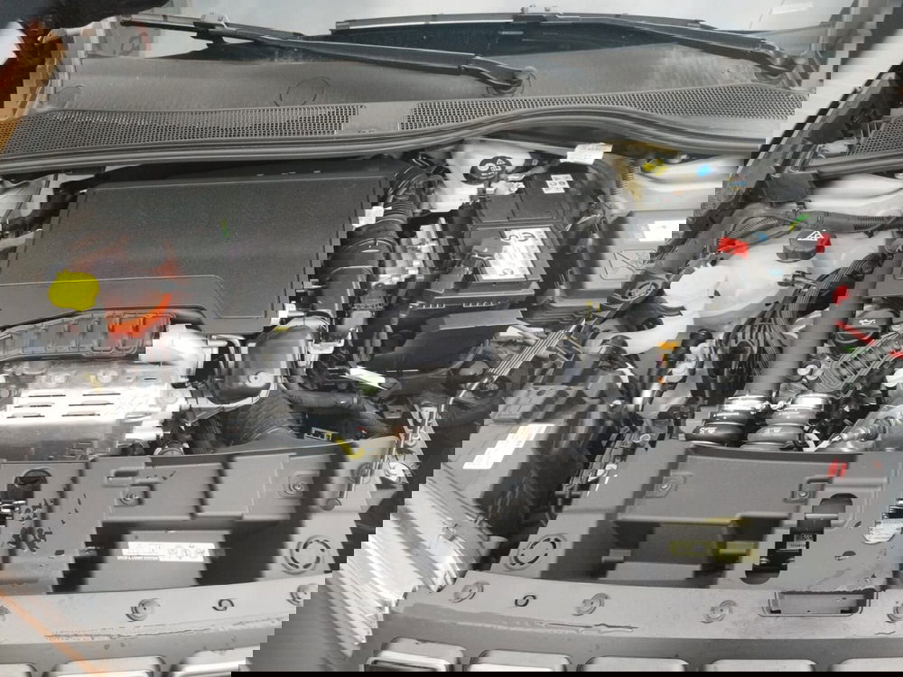 Jeep Avenger nuova a Arezzo (13)