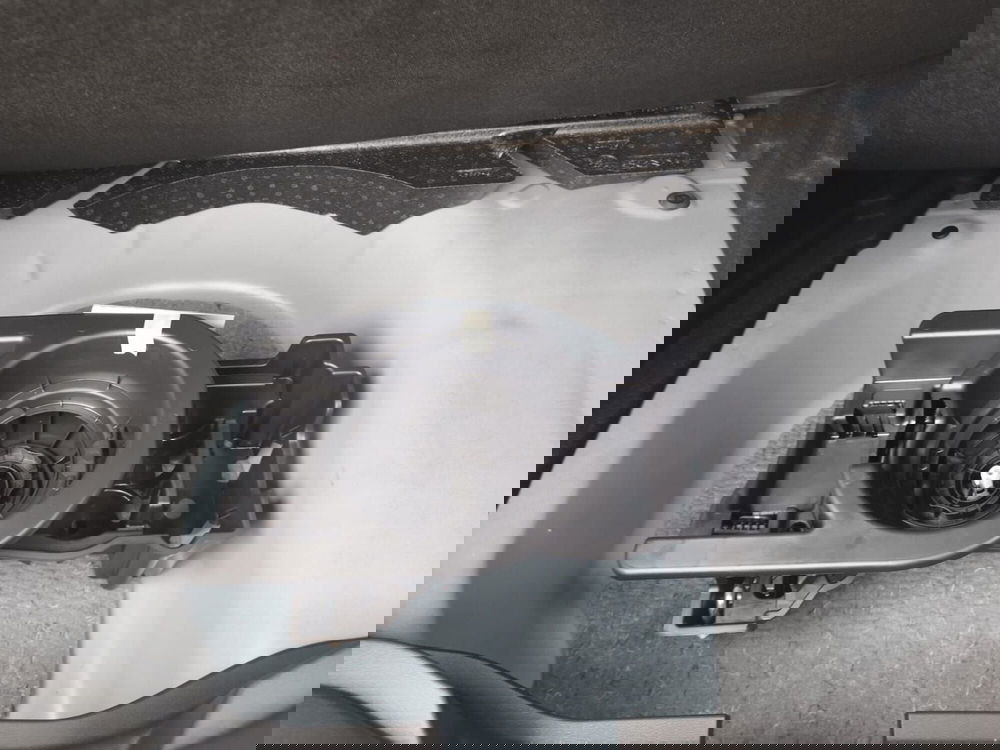 Jeep Avenger nuova a Arezzo (19)