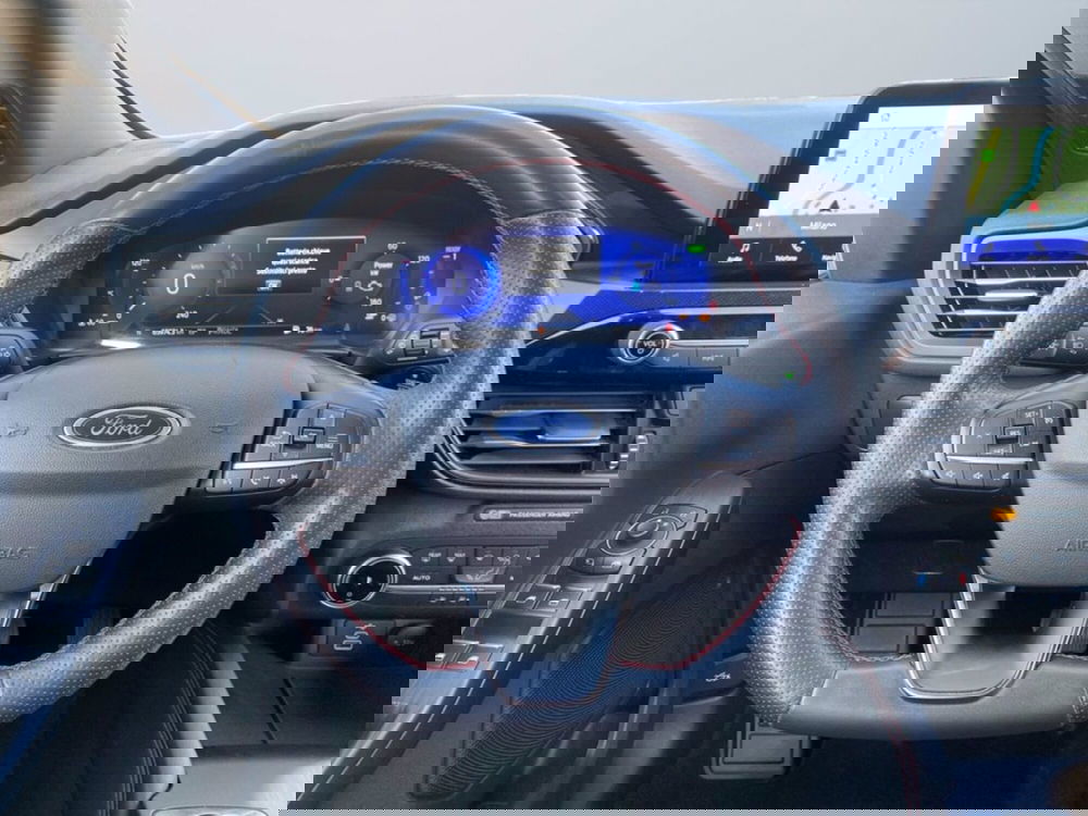 Ford Kuga usata a Milano (13)