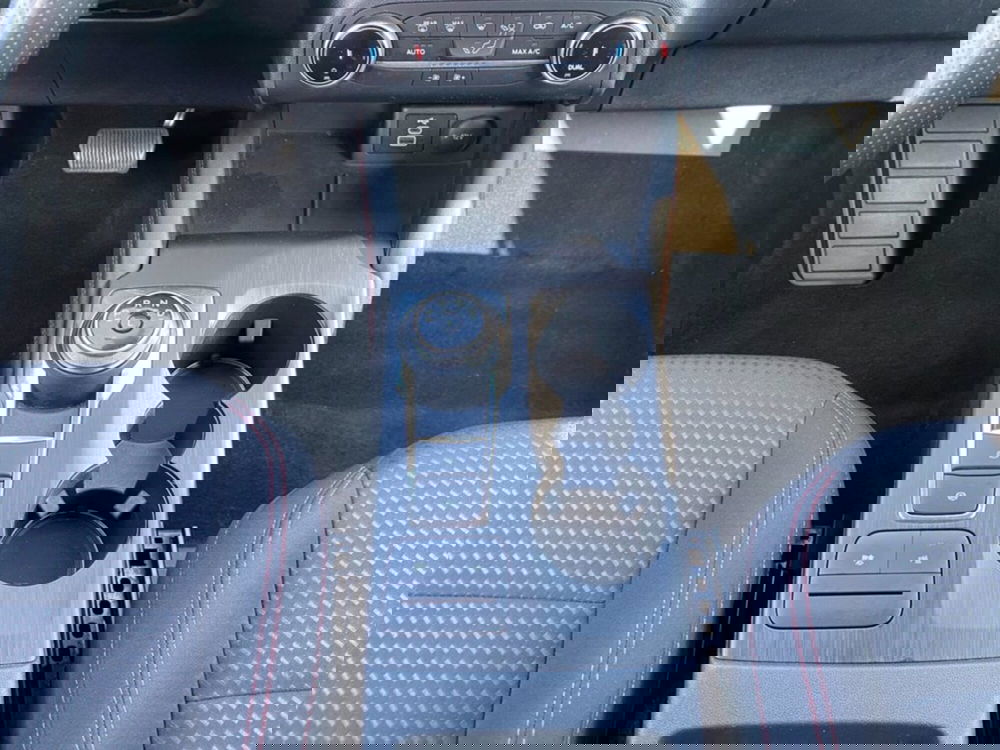 Ford Kuga usata a Milano (15)