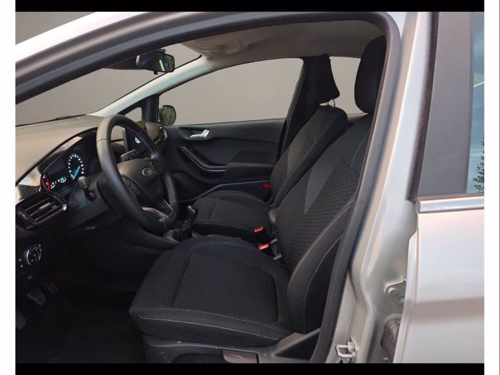 Ford Fiesta usata a Catania (9)