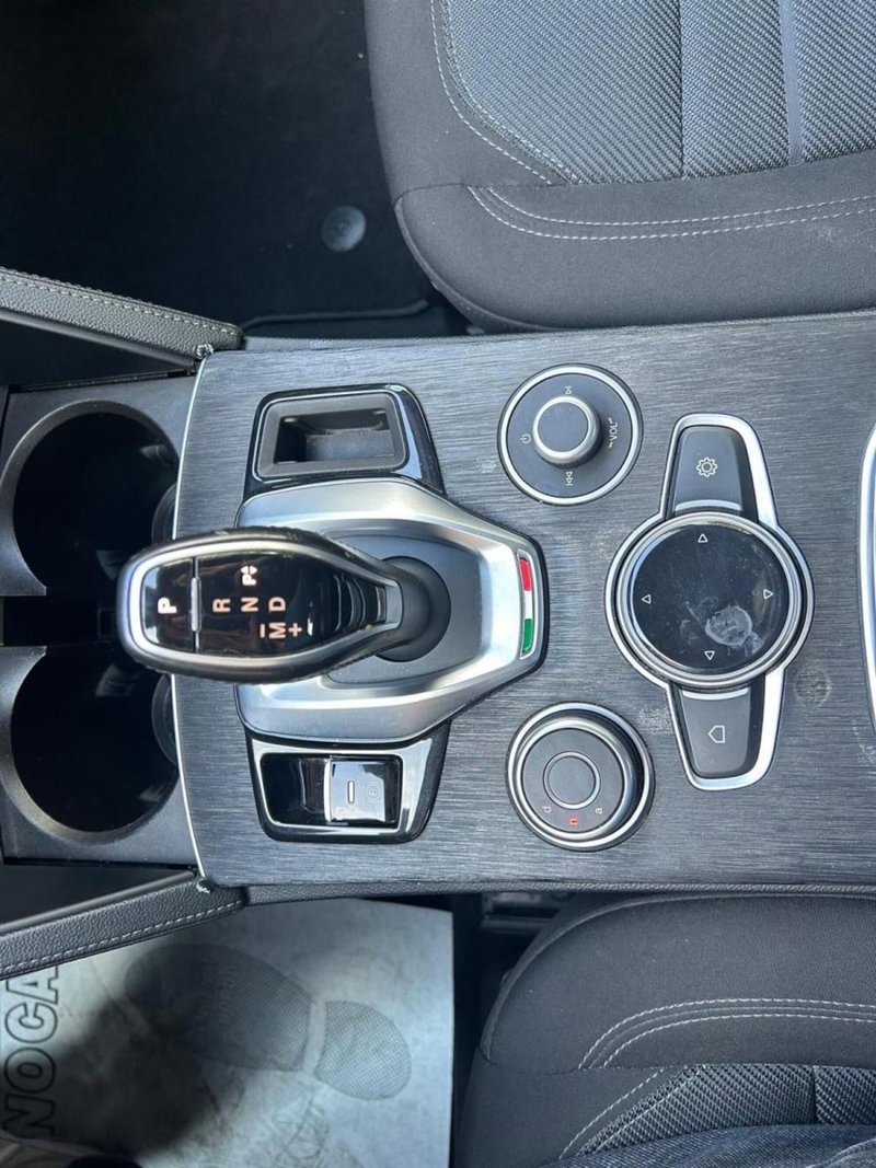 Alfa Romeo Stelvio usata a Reggio Emilia (10)