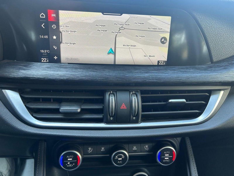 Alfa Romeo Stelvio usata a Reggio Emilia (12)