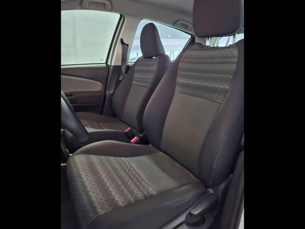 Toyota Yaris usata a Torino (14)
