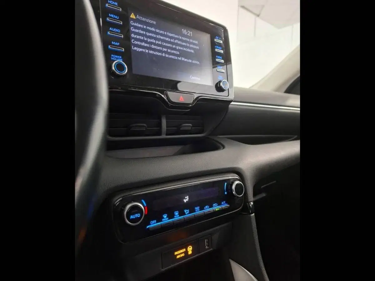 Toyota Yaris Cross usata a Torino (8)