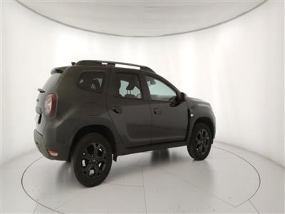 Dacia Duster usata a Bari (8)